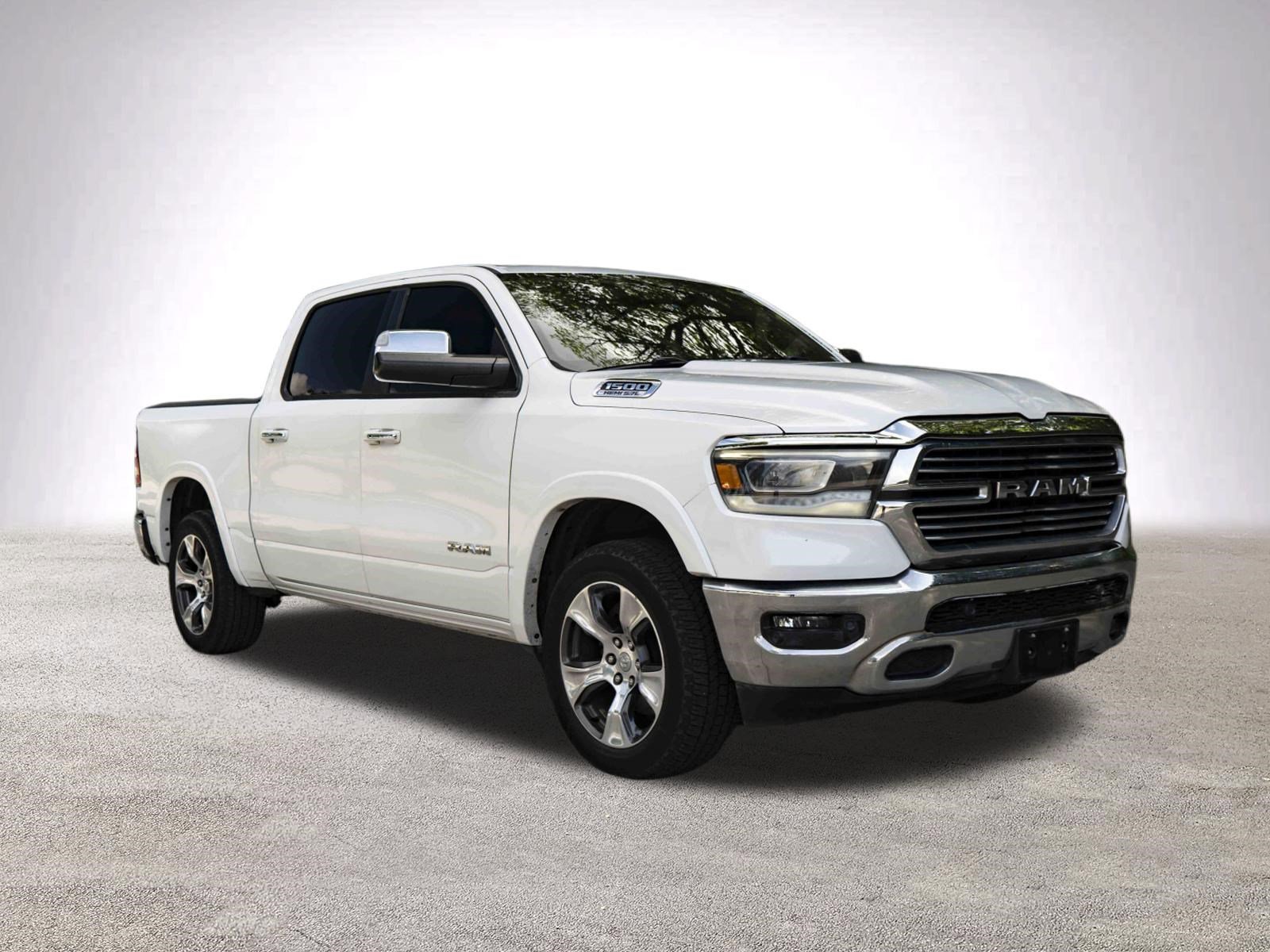 Used 2019 RAM 1500 Laramie AWD/4WD image 2