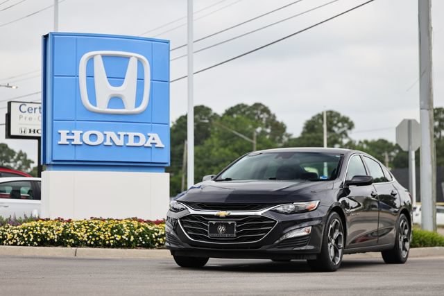 Used 2023 Chevrolet Malibu LT