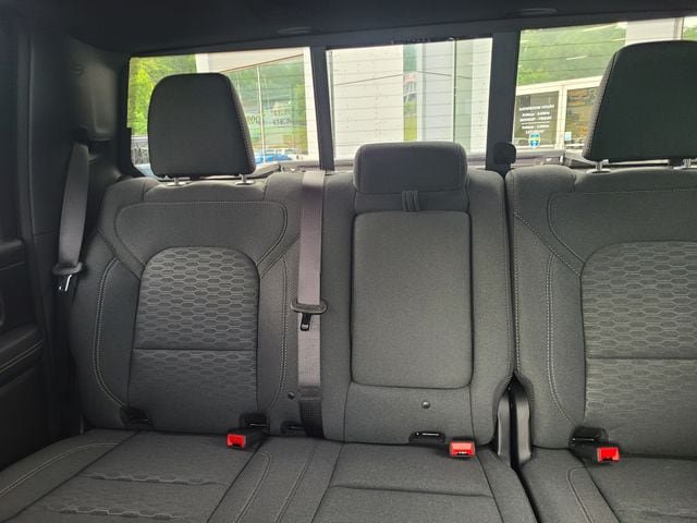 New 2026 RAM 1500 Big Horn AWD/4WD image 17
