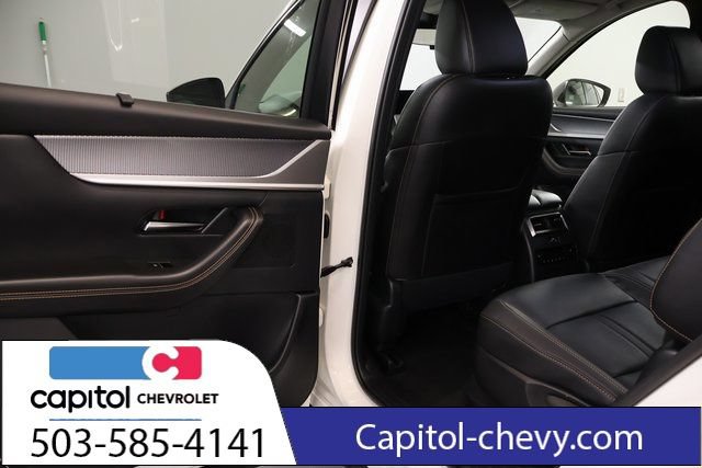 Used 2026 MAZDA CX-70 3.3 Turbo w/ Preferred Package AWD/4WD image 31