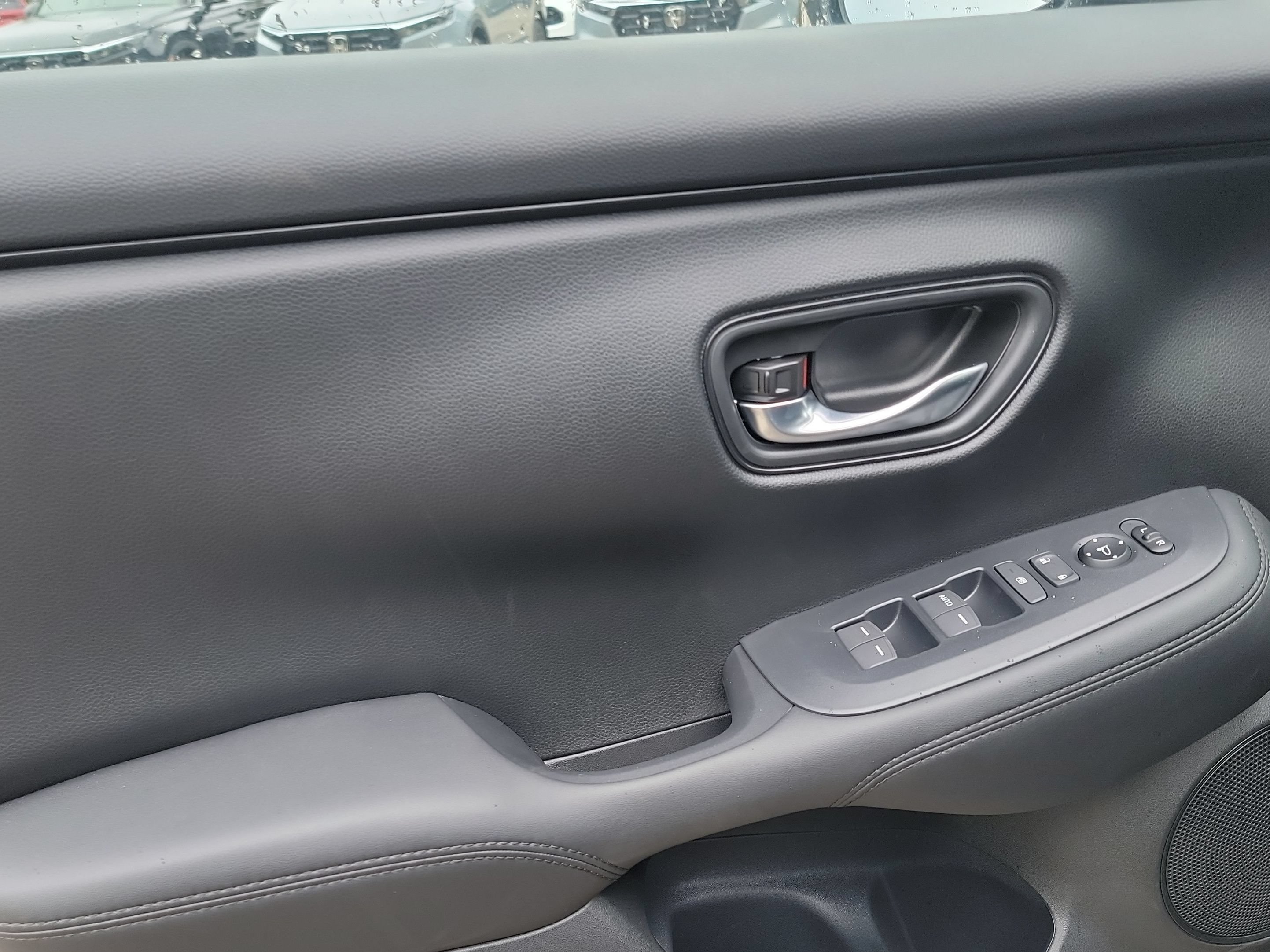 New 2027 Honda HR-V LX image 6