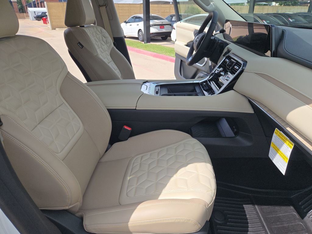 New 2026 Nissan Armada Platinum Reserve AWD/4WD image 13