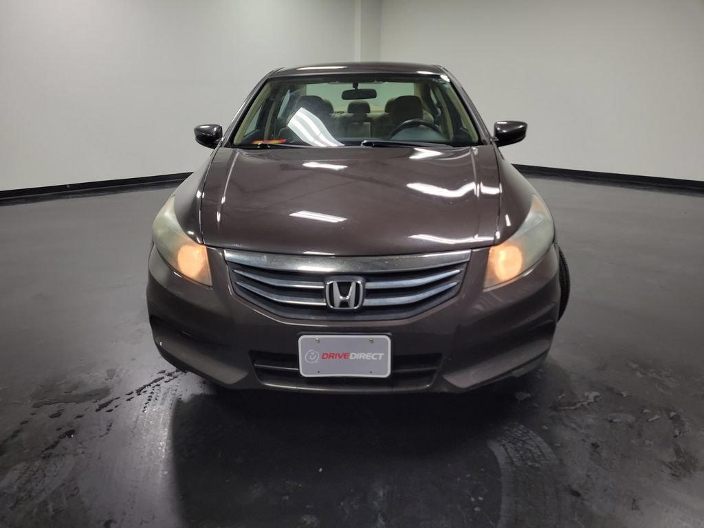 Used 2011 Honda Accord LX image 2