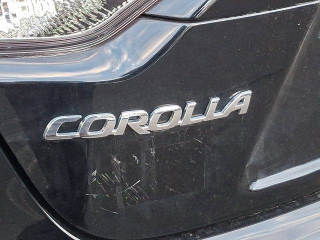 Certified 2025 Toyota Corolla SE FWD image 6