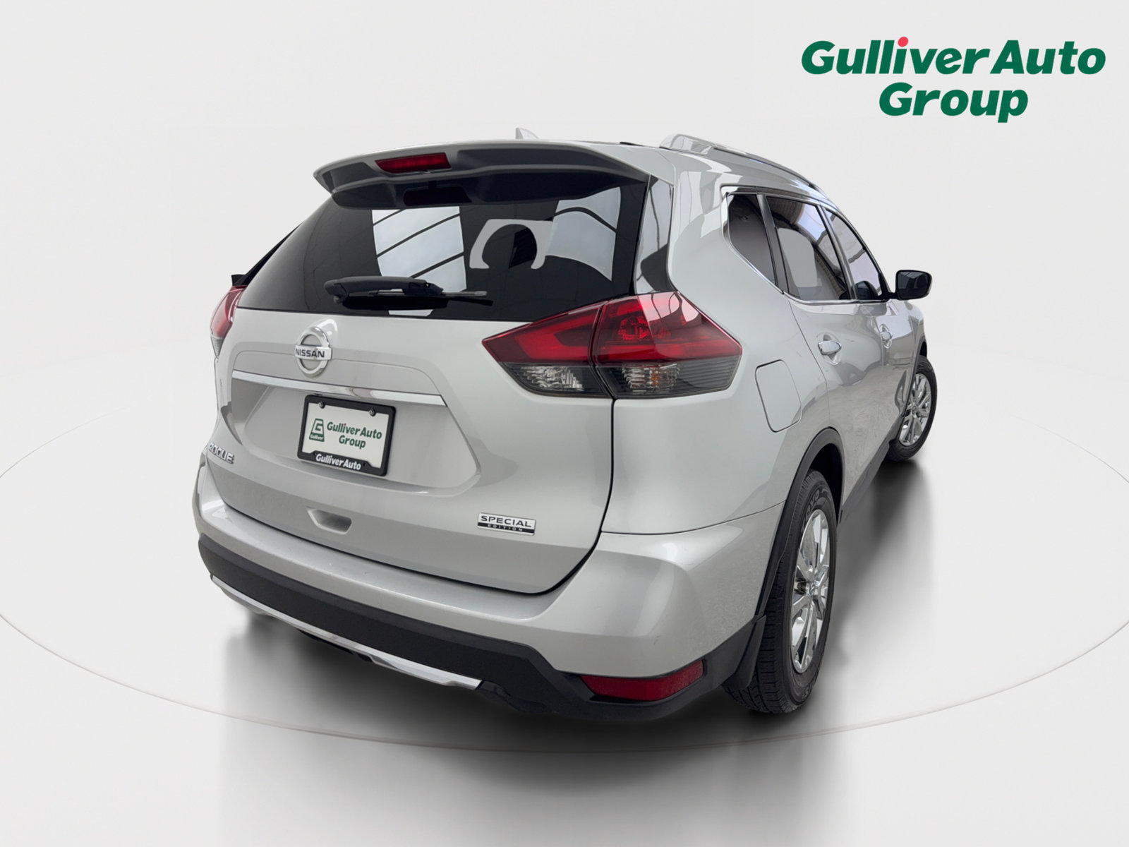 Used 2019 Nissan Rogue S w/ Special Edition Package FWD image 8