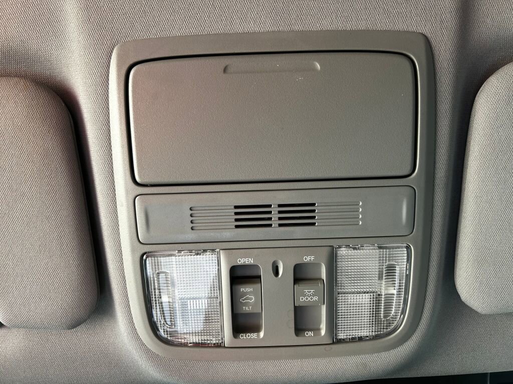 Used 2019 Honda CR-V EX image 14