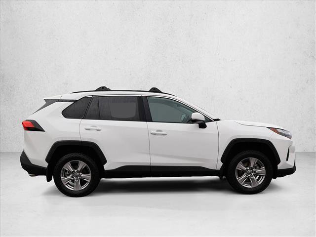 Certified 2022 Toyota RAV4 XLE AWD/4WD image 4