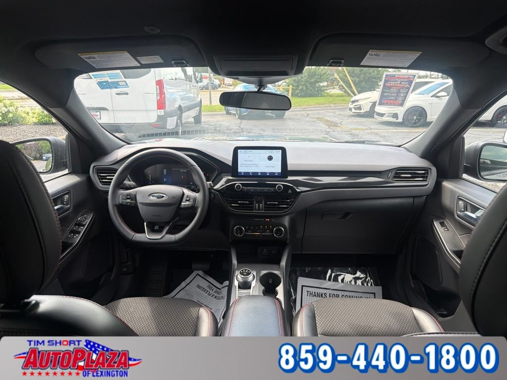 Used 2025 Ford Escape ST-Line AWD/4WD image 22