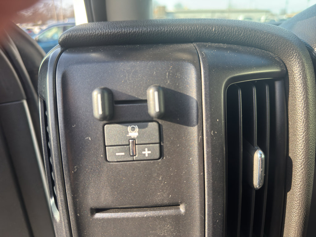 Used 2015 Chevrolet Silverado 3500 W/T image 26