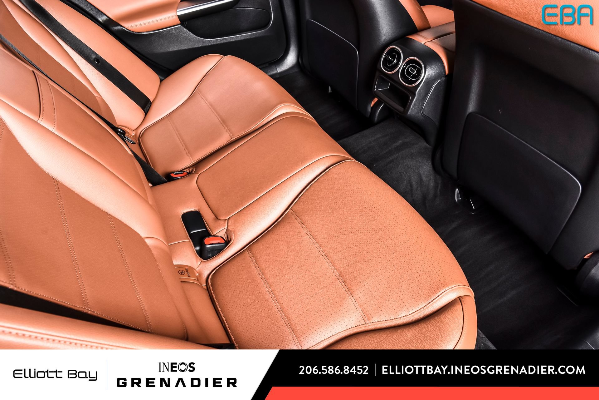 Used 2025 Mercedes-Benz C 300 4MATIC Sedan image 22