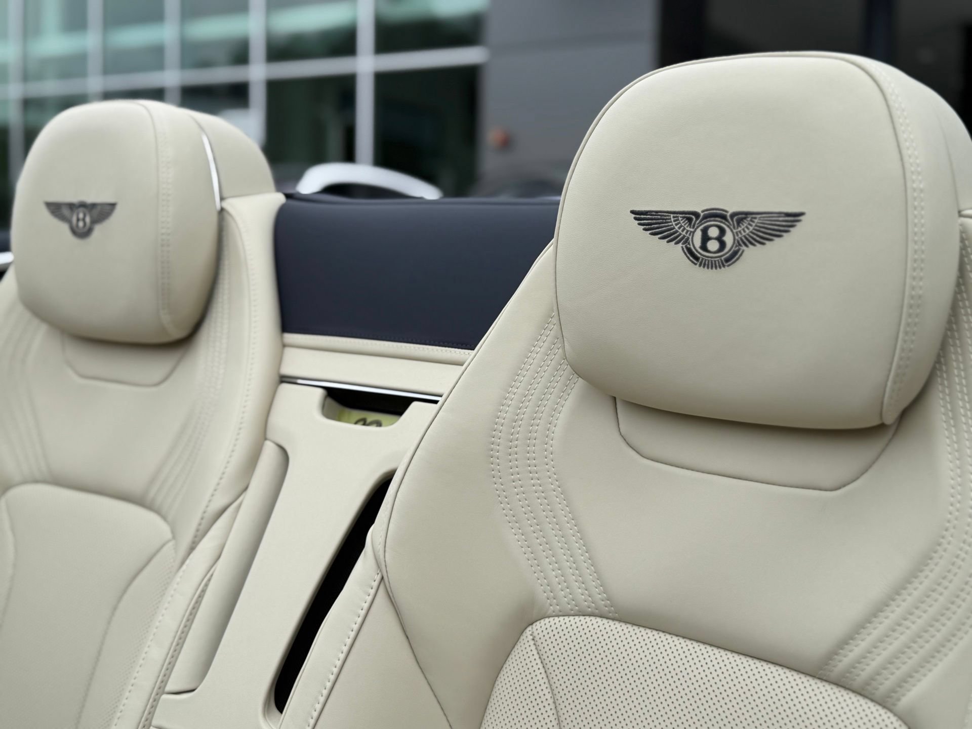 New 2026 Bentley Continental GTC AWD/4WD image 36
