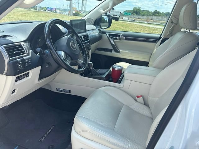 Used 2022 Lexus GX 460 Luxury AWD/4WD image 7