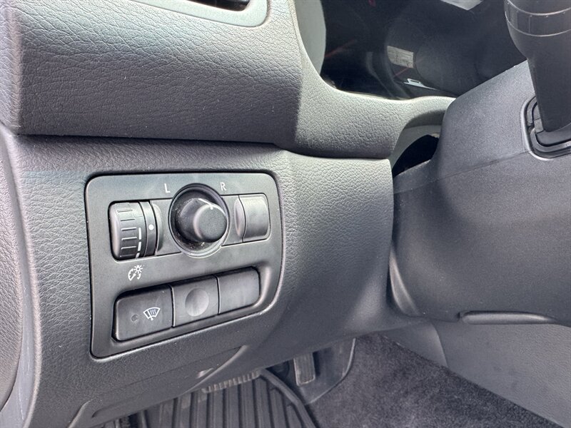 Used 2005 Subaru Legacy 2.5GT Limited AWD/4WD image 28
