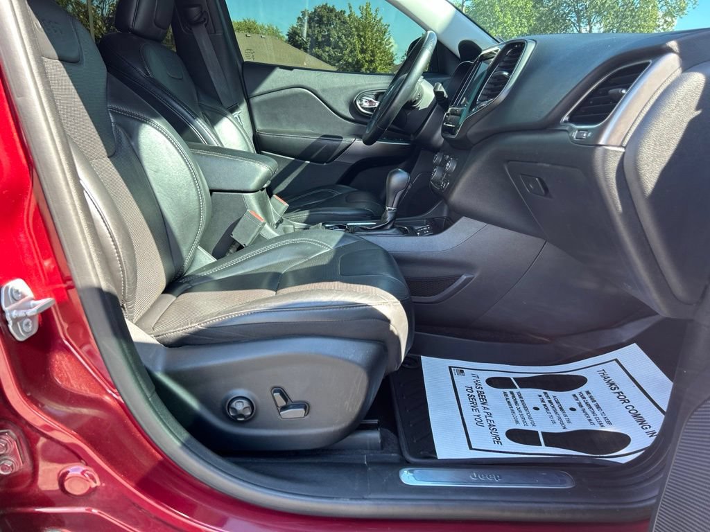 Used 2019 Jeep Cherokee Limited FWD image 50
