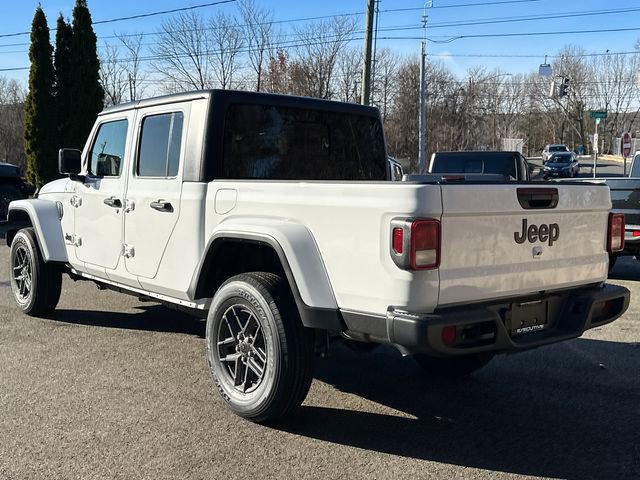 New 2026 Jeep Gladiator Sport AWD/4WD image 2