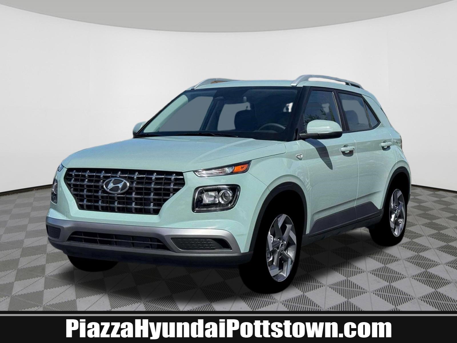 New 2026 Hyundai Venue SEL FWD image 1