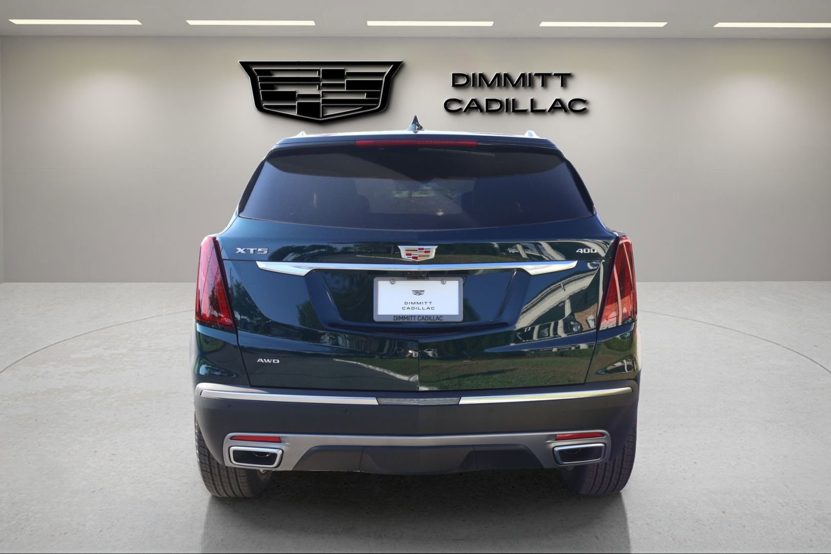 New 2026 Cadillac XT5 Premium Luxury w/ Driver Assist Package AWD/4WD image 4