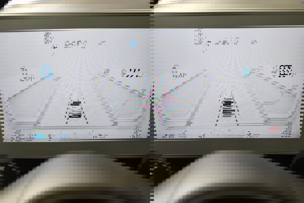 Used 2024 Hyundai Ioniq 5 SEL image 18