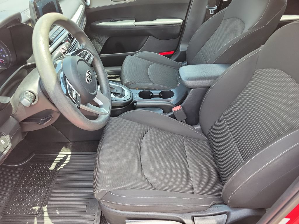 Used 2019 Kia Forte LXS FWD image 10