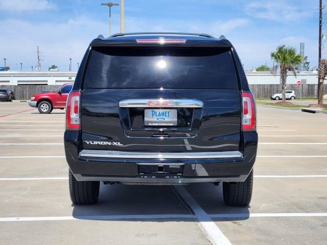 Used 2019 GMC Yukon XL Denali w/ Denali Ultimate Package AWD/4WD image 6
