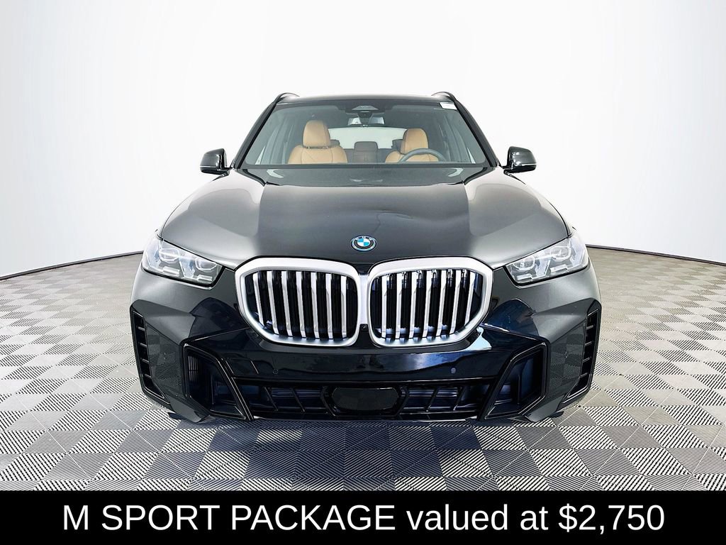 New 2026 BMW X5 xDrive50e w/ M Sport Package image 3