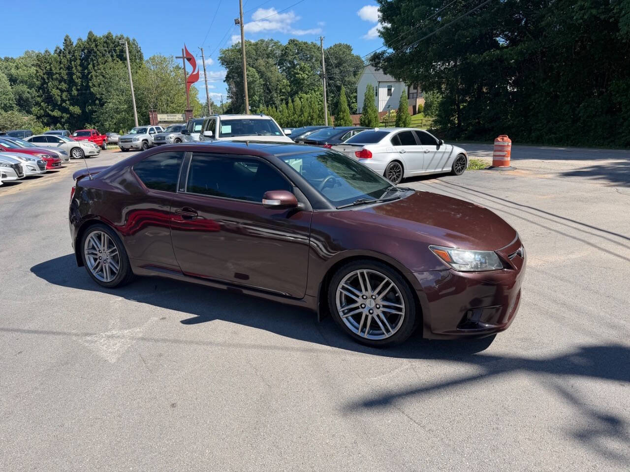 Used 2011 Scion tC FWD image 2