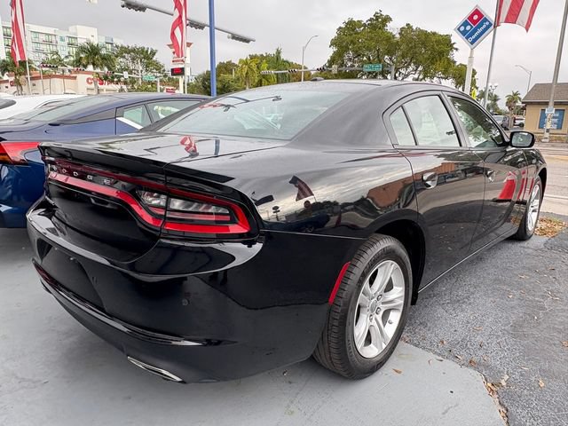 Used 2022 Dodge Charger SXT RWD image 6