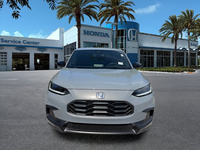 Used 2025 Honda HR-V Sport image 3