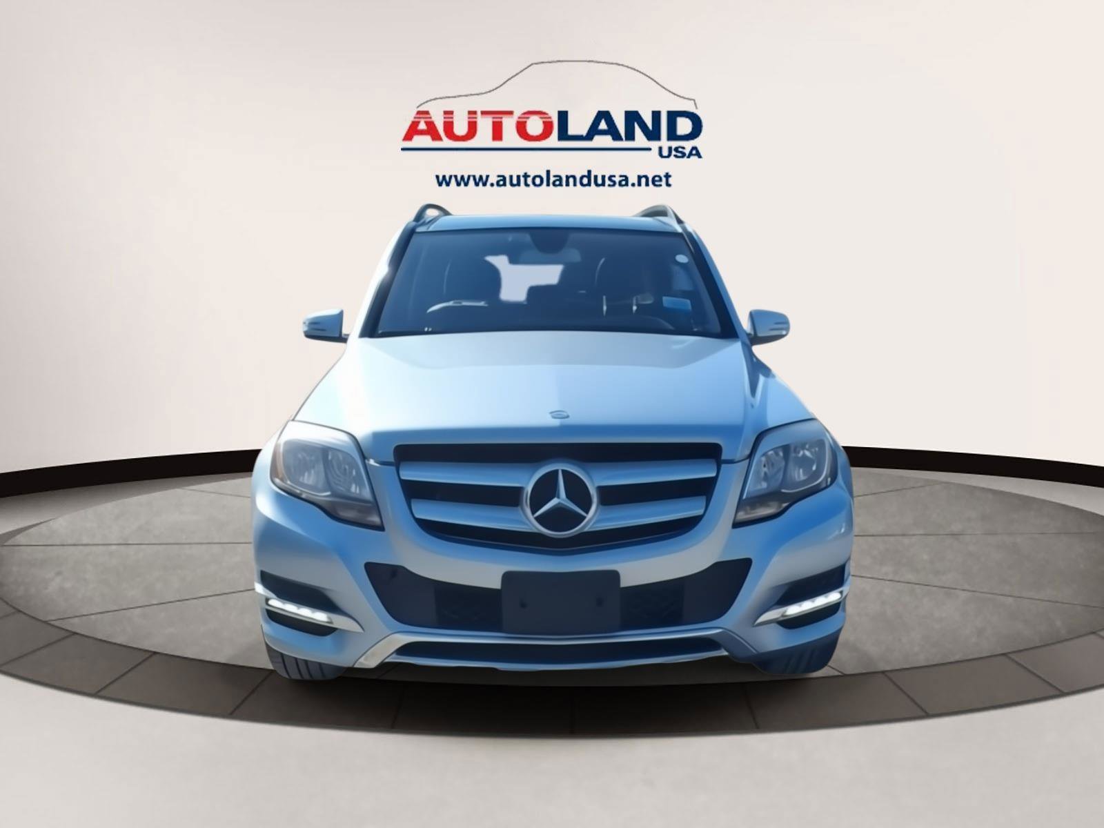 Used 2015 Mercedes-Benz GLK 350 4MATIC image 2