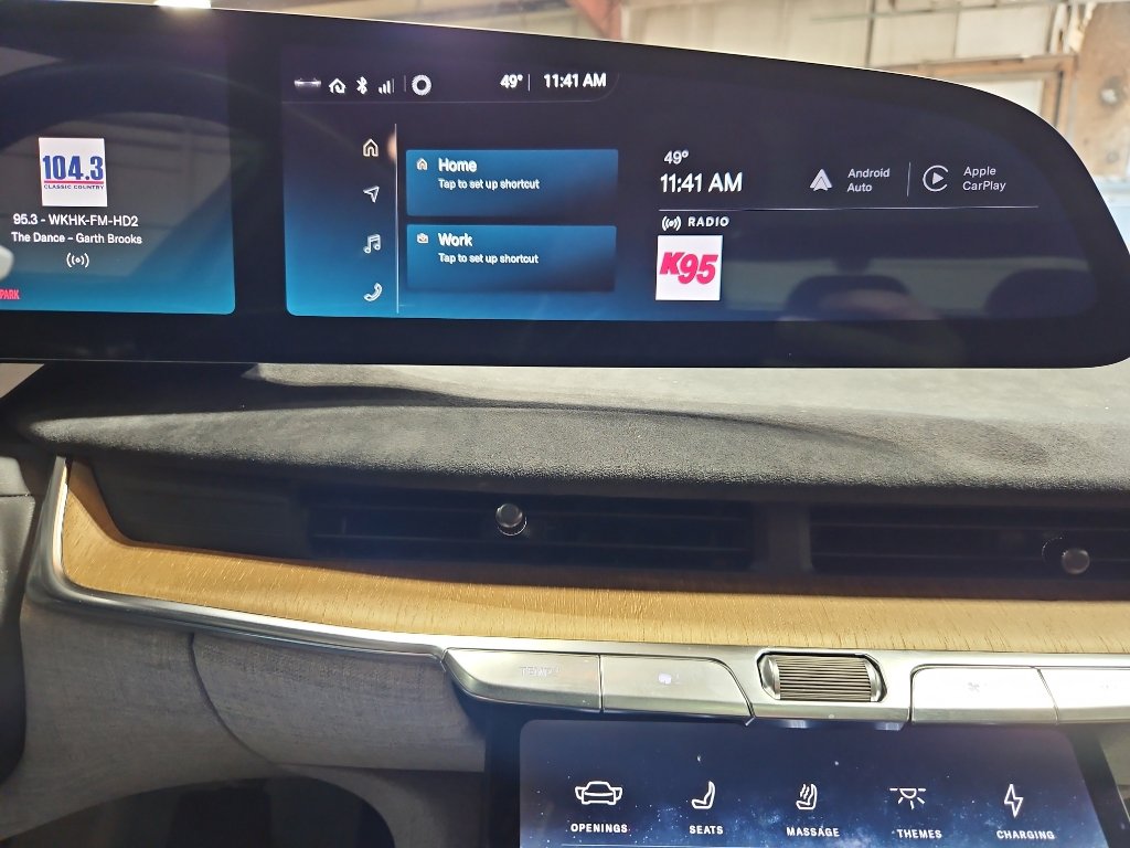 Used 2023 Lucid Air Grand Touring image 10