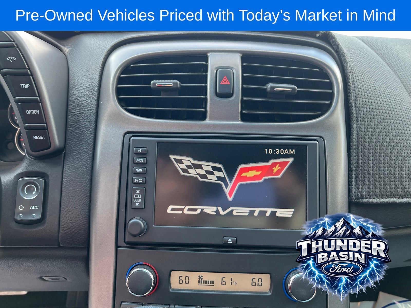 Used 2006 Chevrolet Corvette Coupe w/ Preferred Equipment Group RWD image 16