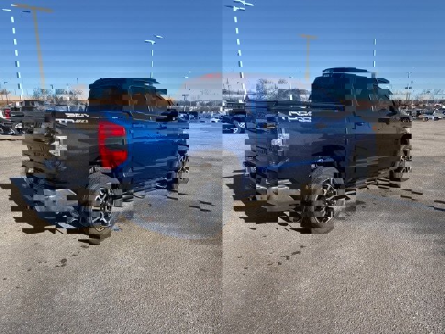 Used 2015 Toyota Tundra SR5 w/ TRD Off Road Package image 7