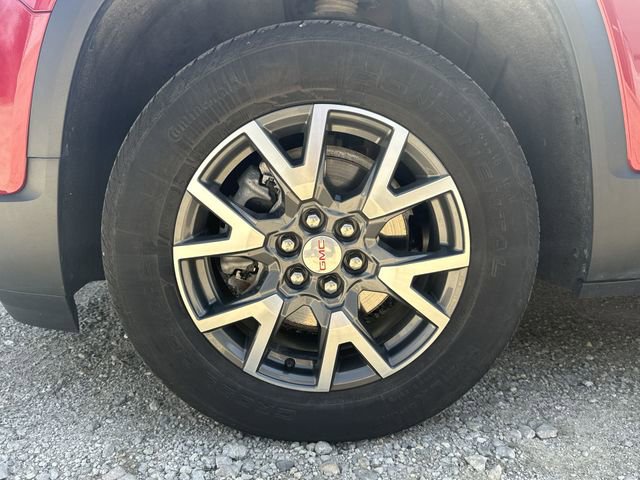 Certified 2023 GMC Acadia SLE w/ Driver Convenience Package image 33