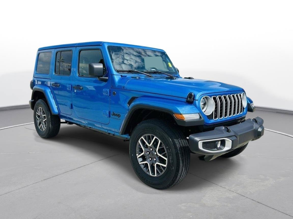 New 2025 Jeep Wrangler Unlimited Sahara w/ Technology Group AWD/4WD image 2