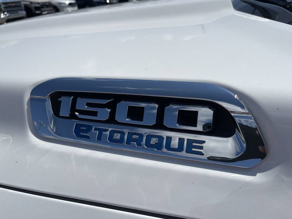 Used 2024 RAM 1500 Big Horn AWD/4WD image 3