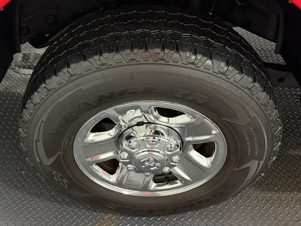 Used 2019 RAM 2500 Tradesman w/ Chrome Appearance Group AWD/4WD image 19
