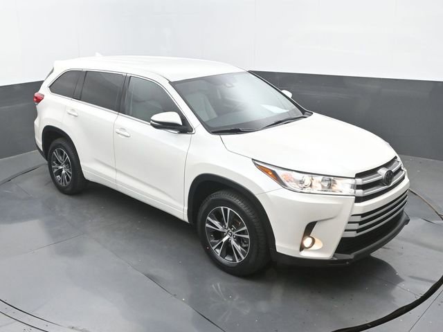 Used 2018 Toyota Highlander Plus FWD image 31