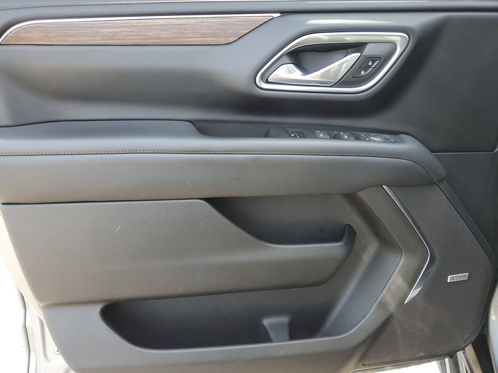 Certified 2023 Chevrolet Suburban High Country AWD/4WD image 26