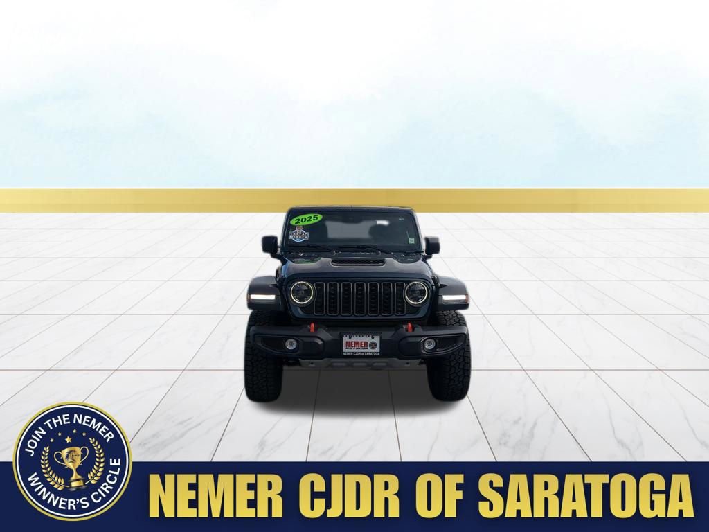 Used 2025 Jeep Gladiator Mojave w/ Convenience Group image 12