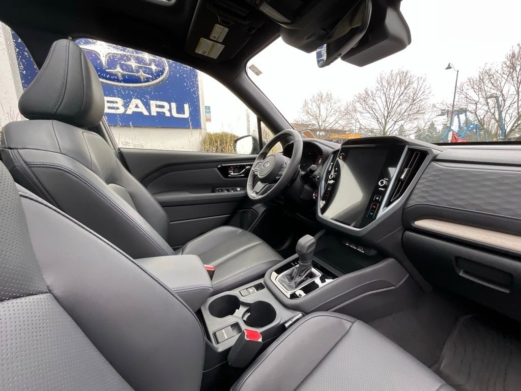 Certified 2025 Subaru Forester Limited image 18