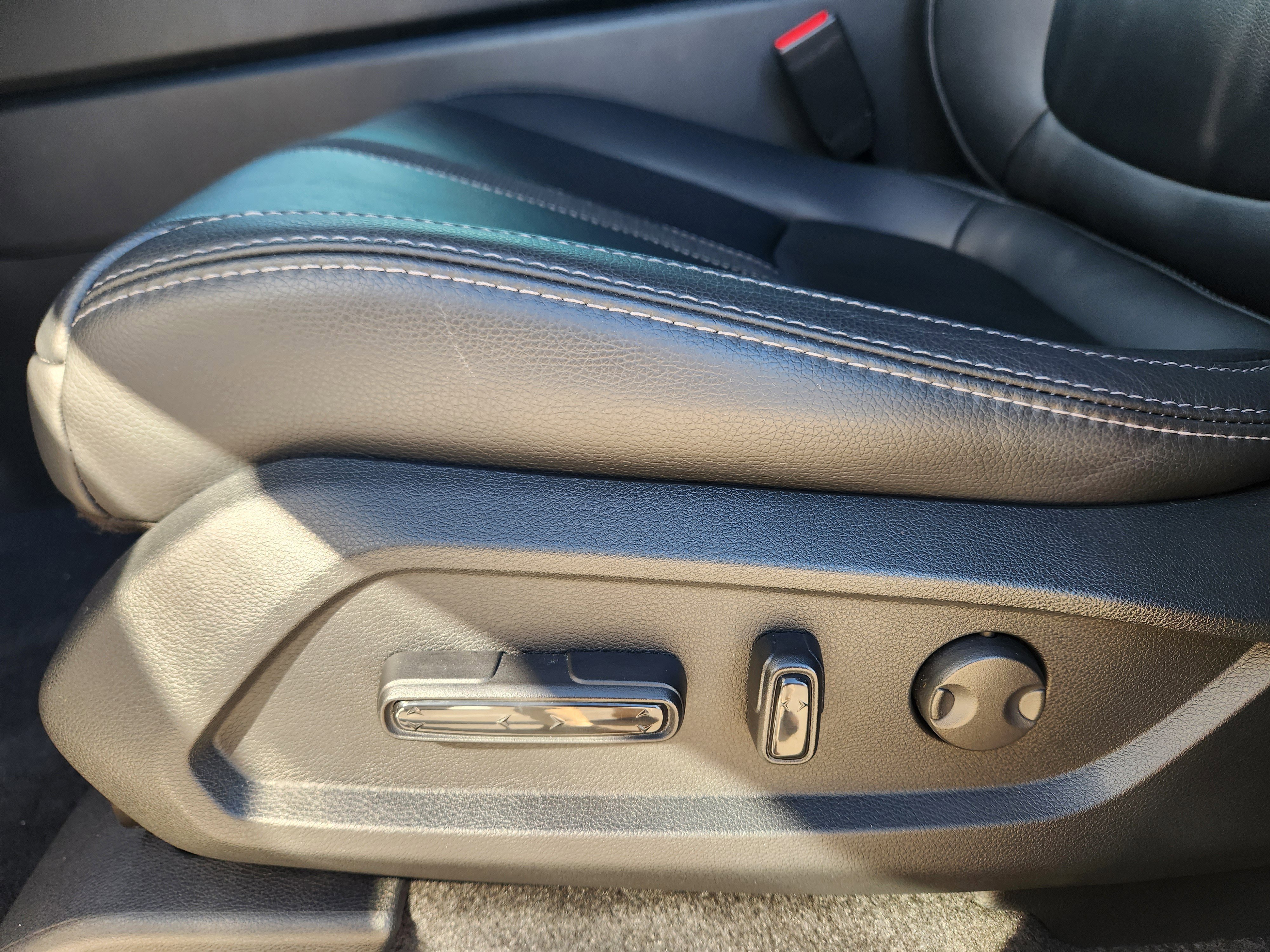 Used 2023 Honda Pilot EX-L image 24