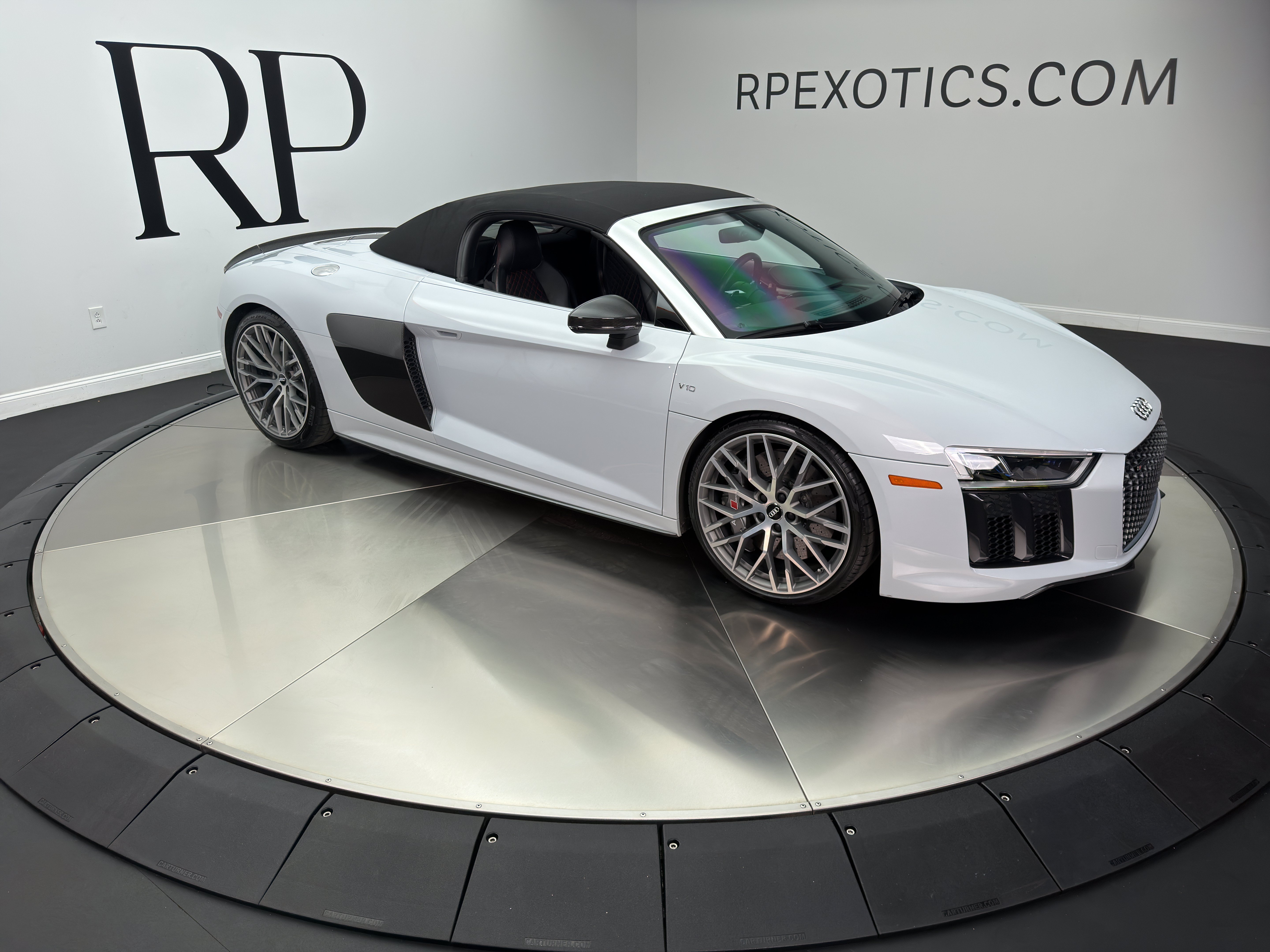 Used 2018 Audi R8 V10 plus AWD/4WD image 19