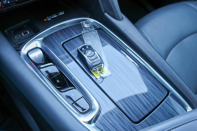 Used 2024 Buick Enclave Premium image 24