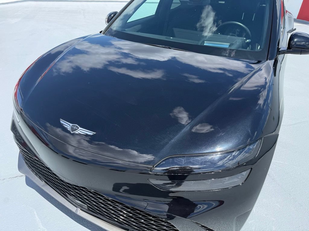 Used 2024 Genesis GV60 Performance AWD/4WD image 8