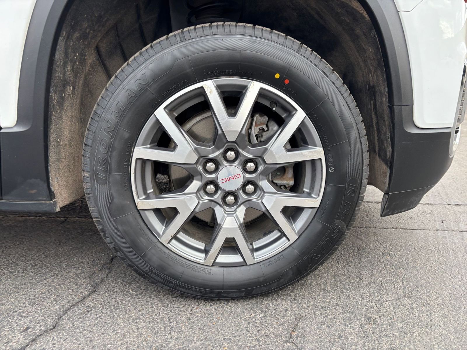 Used 2023 GMC Acadia SLT FWD image 33