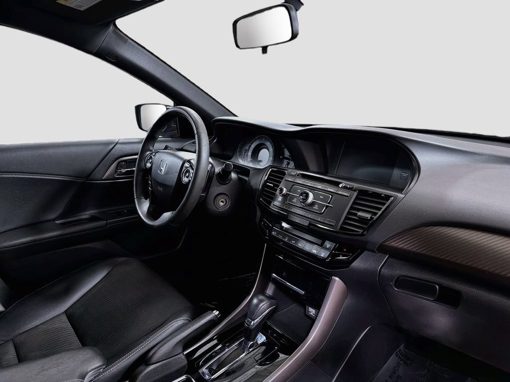 Used 2016 Honda Accord Sport image 27