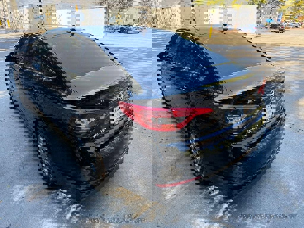 Used 2017 Hyundai Sonata SE image 4