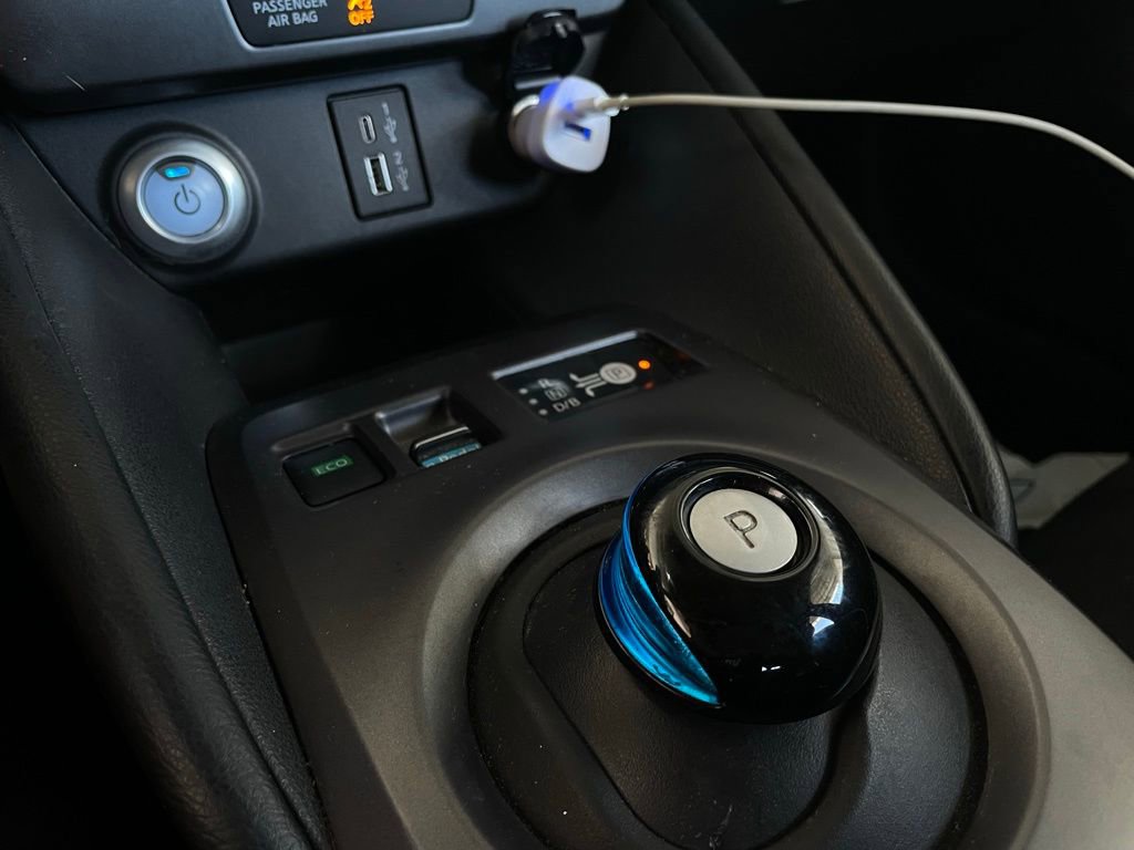 Used 2022 Nissan Leaf S image 31