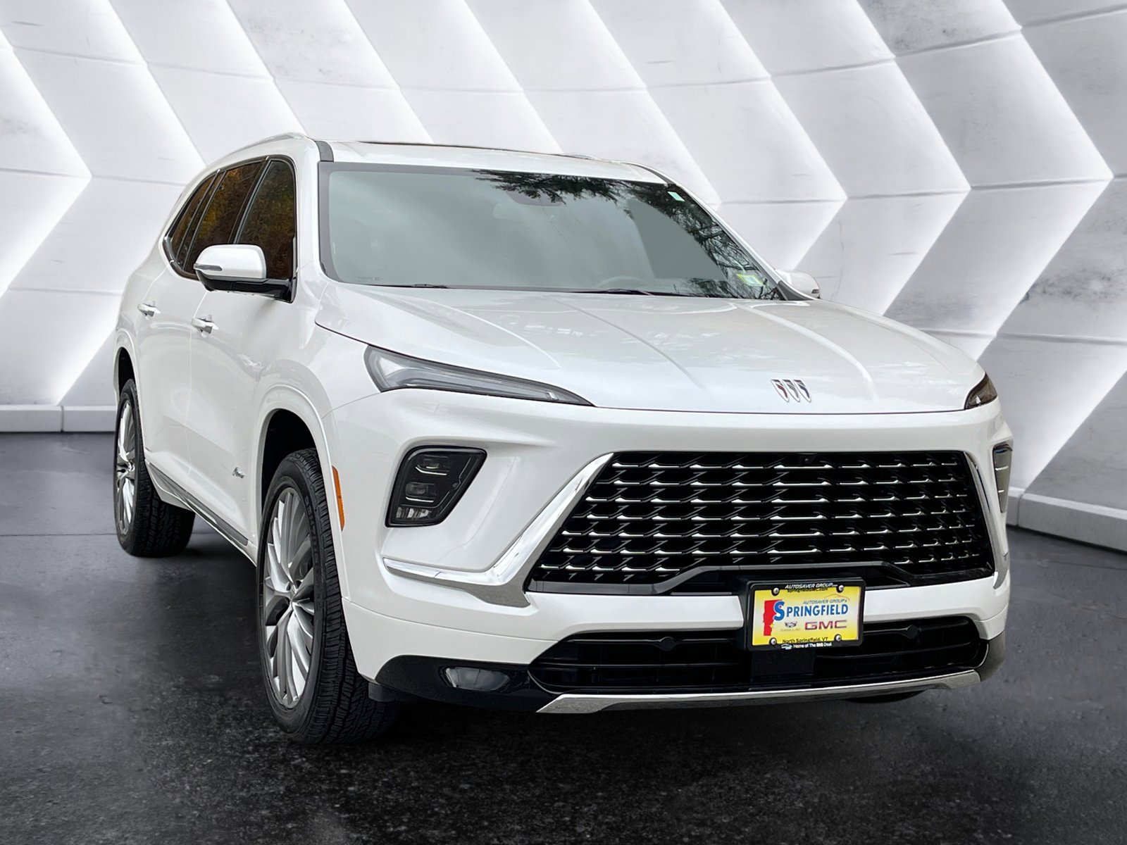 Certified 2025 Buick Enclave Avenir image 8