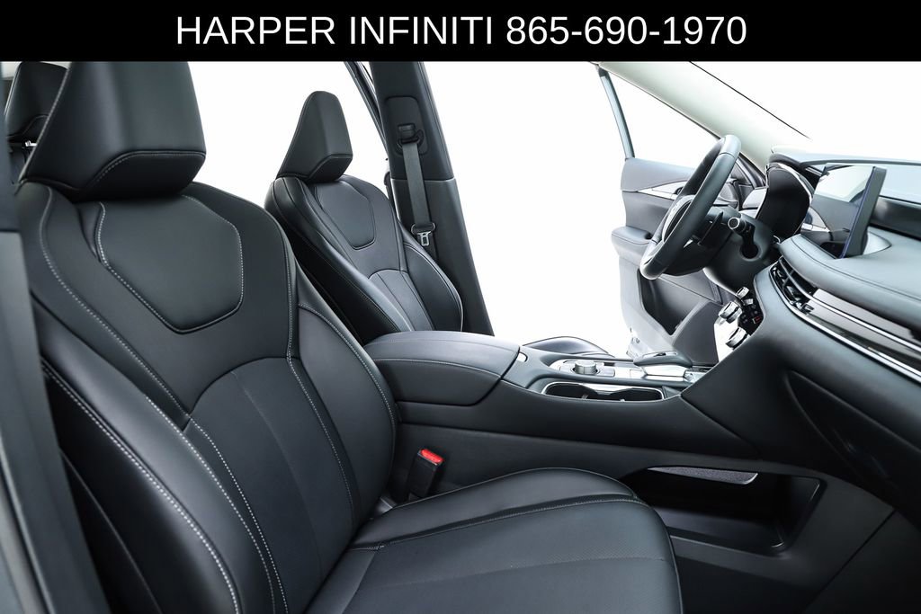 Certified 2026 INFINITI QX60 Luxe w/ Cargo Package AWD/4WD image 36